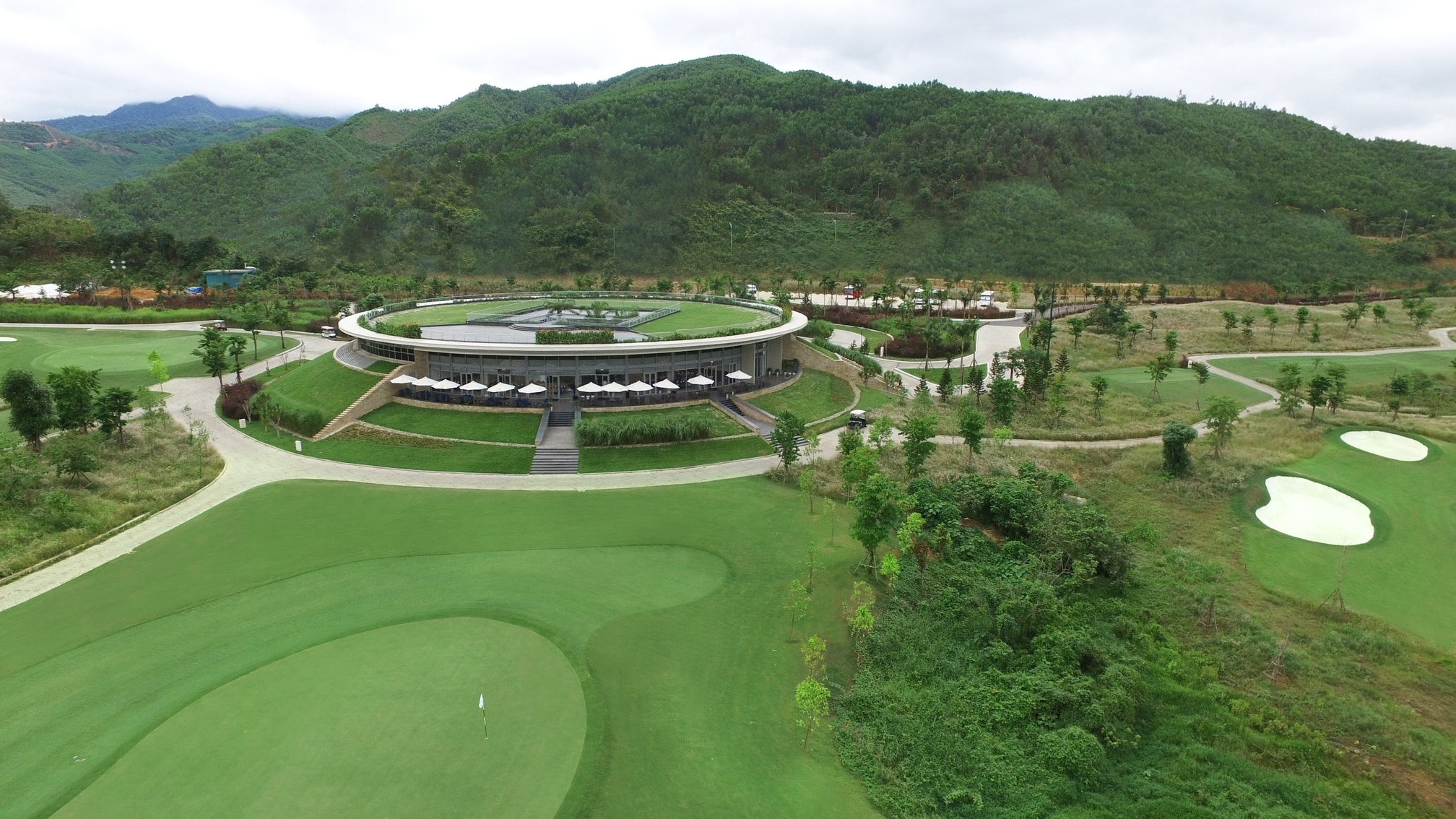 Ba Na Hills Golf Club clubhouse aerial view